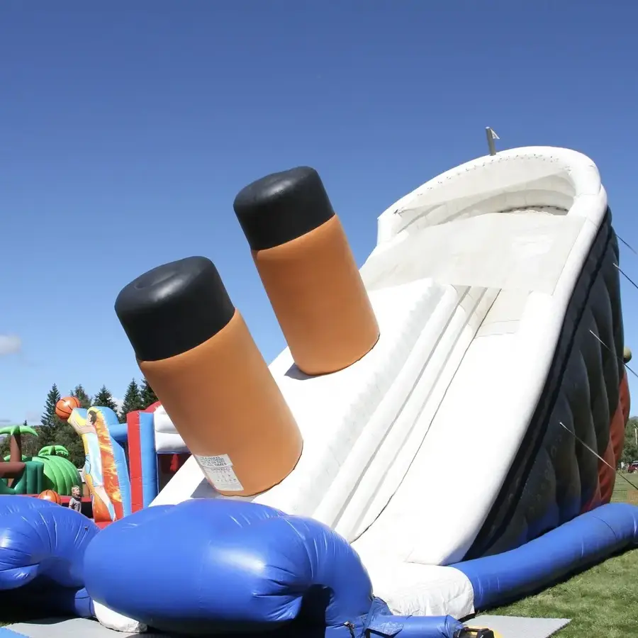 Bouncy castle setup